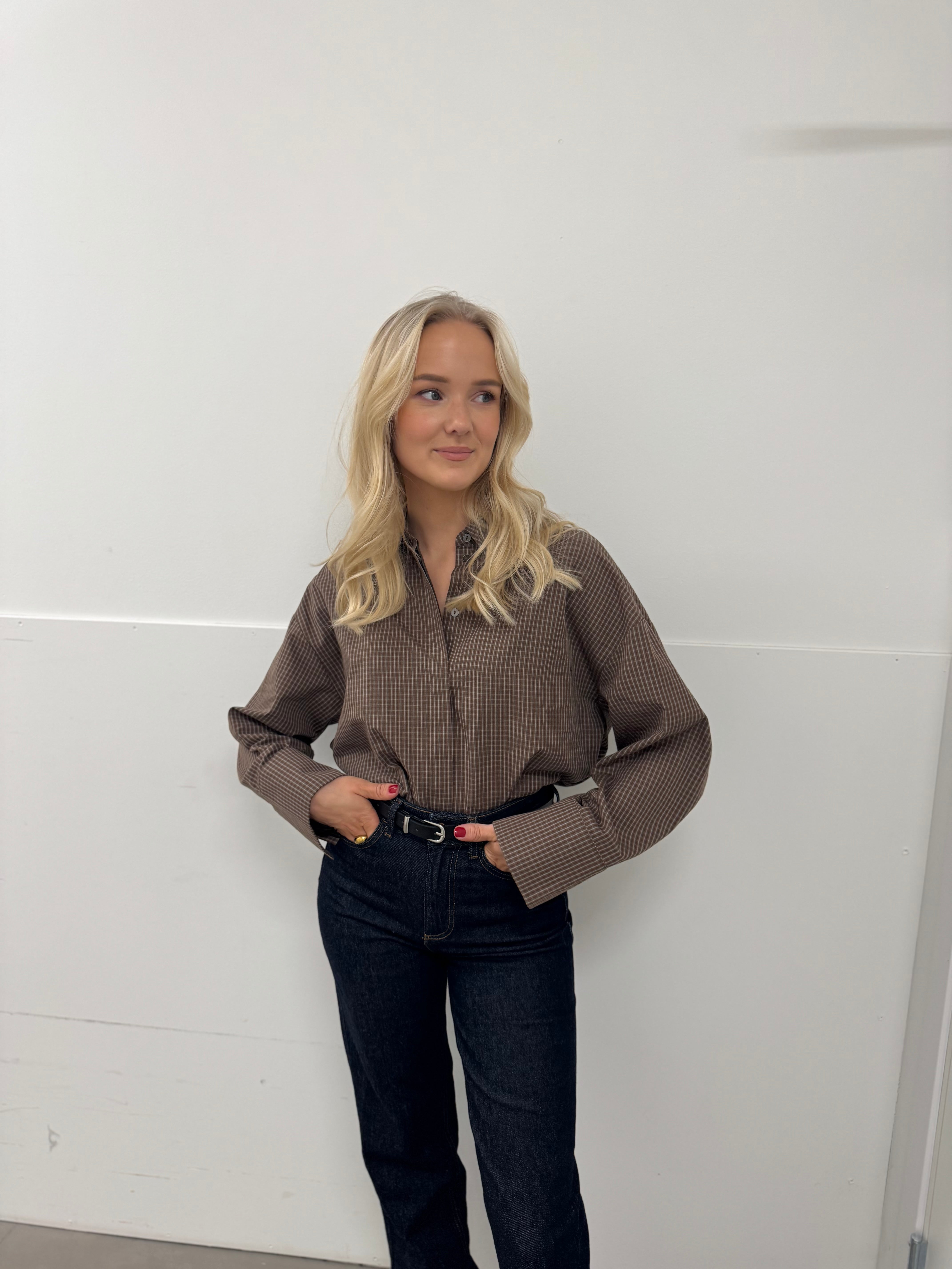 VICHEK Shirt - Coffee Bean